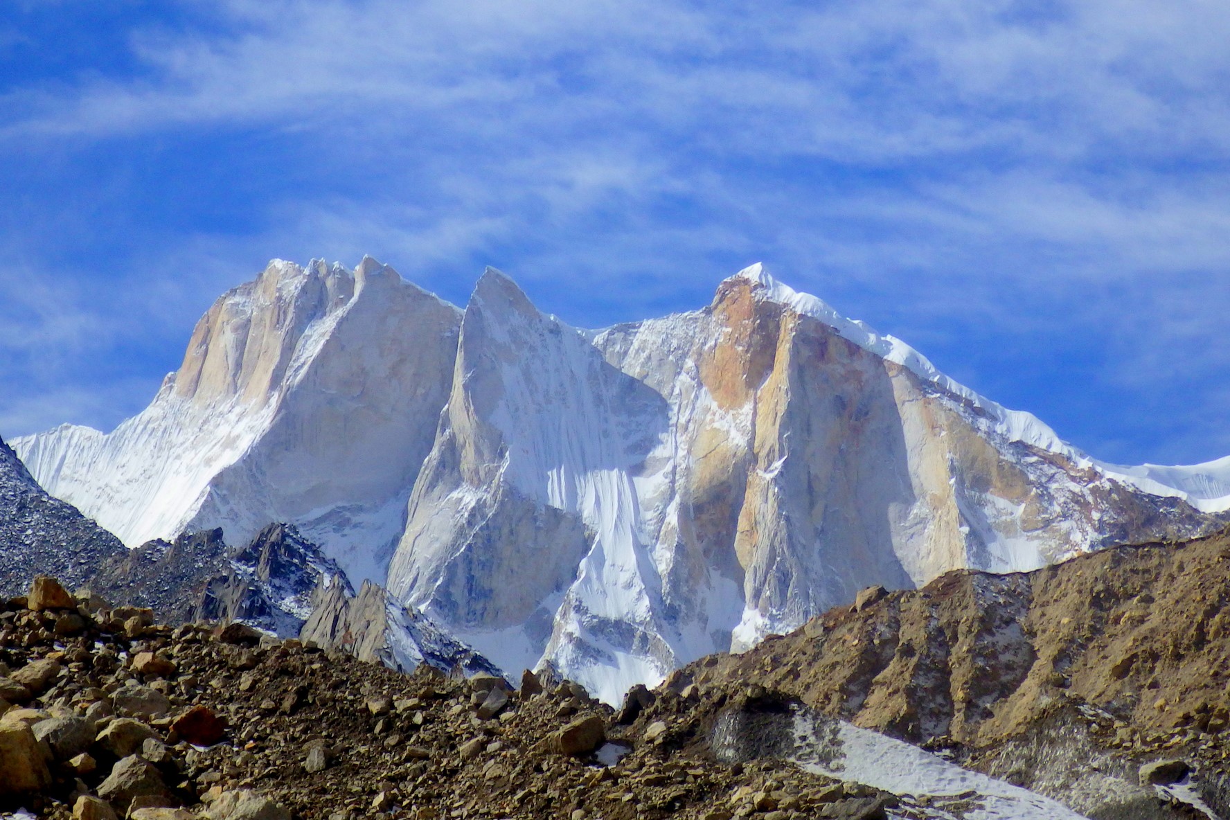 white magic treks